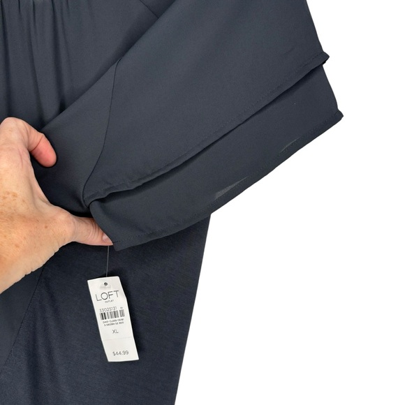 LOFT outlet XL flutter sleeve, crepe front, jersey back , high low NWT - Picture 3 of 6